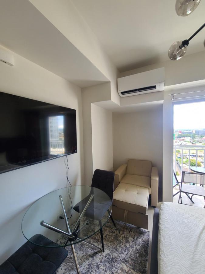 Inspiria Condo Free Airport Pickup For 3 Nights Stay Or More Davao ภายนอก รูปภาพ
