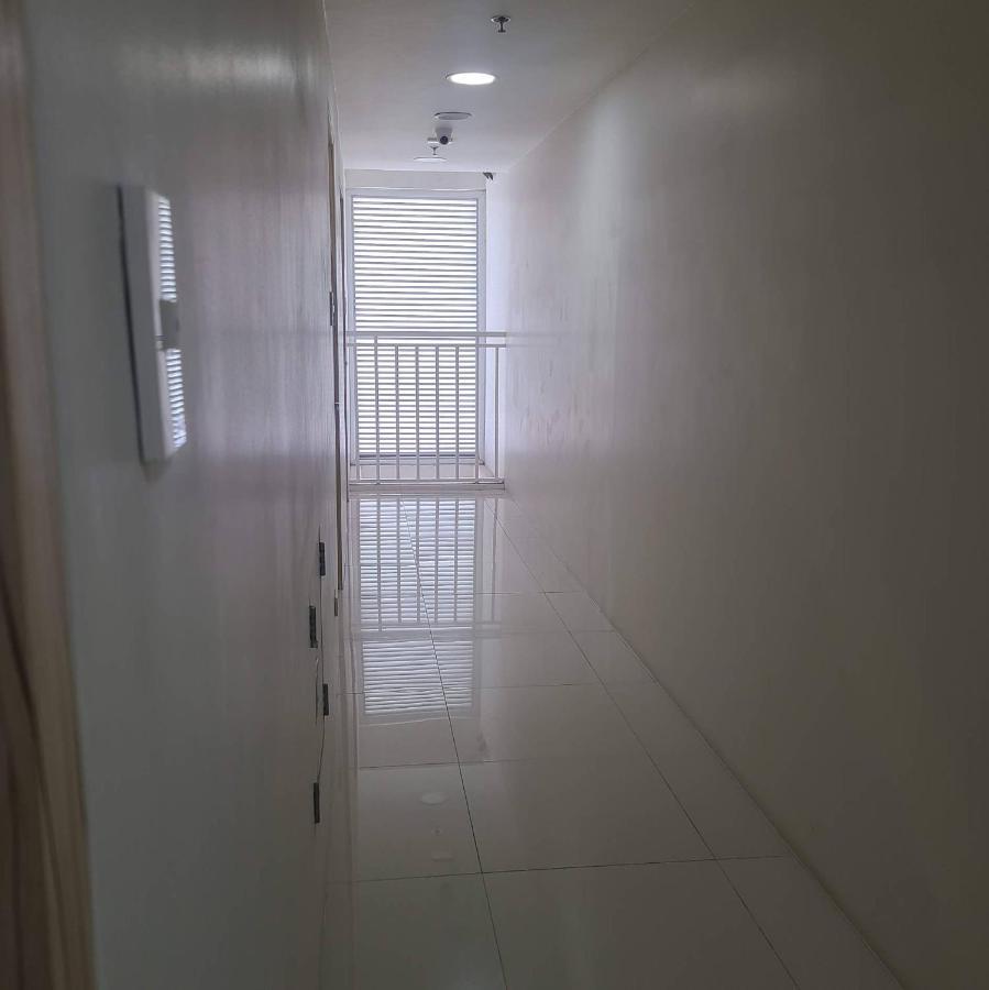 Inspiria Condo Free Airport Pickup For 3 Nights Stay Or More Davao ภายนอก รูปภาพ
